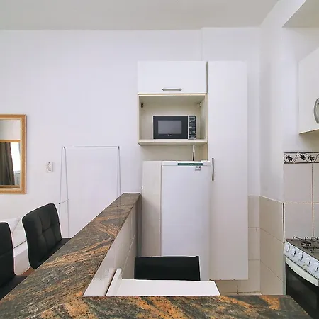 Studio muito economico p/ 3 pessoas em Copacabana-2
